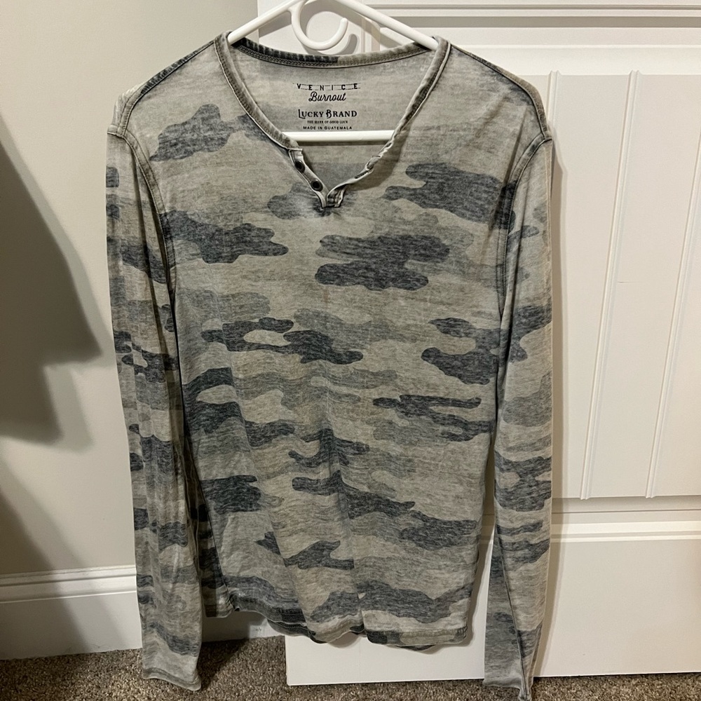 Lucky brand long sleeve camo